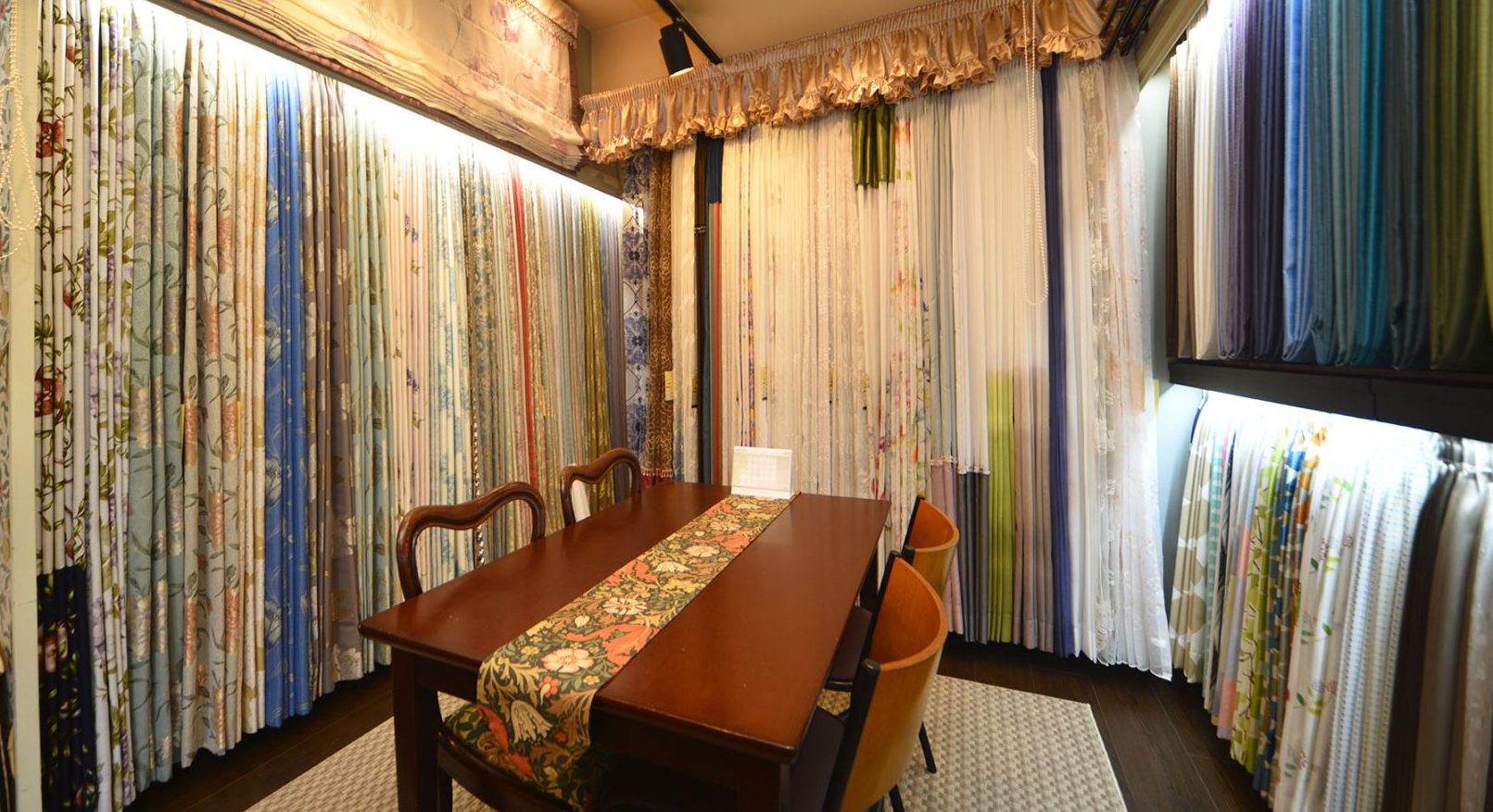 オーダーカーテン